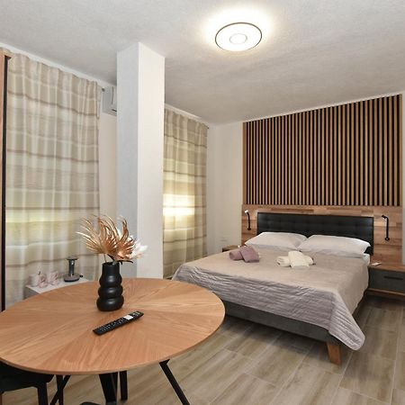 Jeta 2 Studio & Rooms Zadar Bagian luar foto
