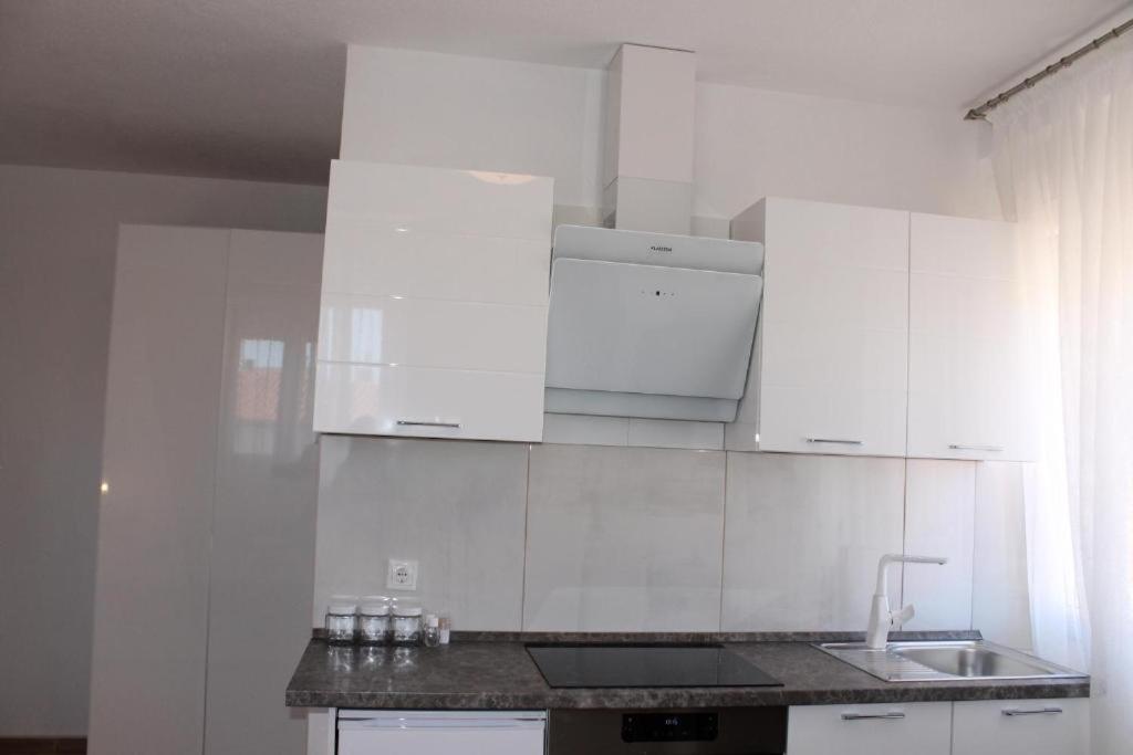 Jeta 2 Studio & Rooms Zadar Bagian luar foto