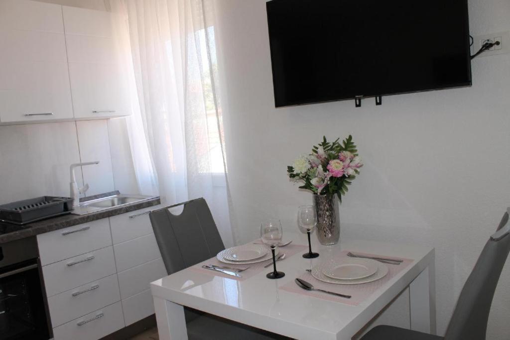 Jeta 2 Studio & Rooms Zadar Bagian luar foto